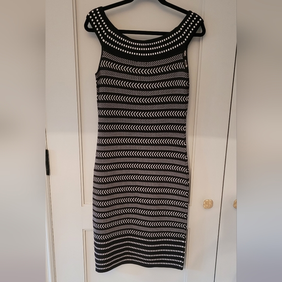 Cocktail dress - Picture 2 of 3